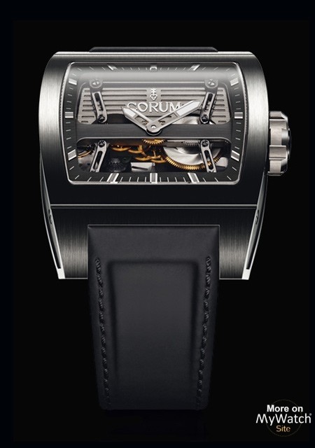 Louis Vuitton Shiny Brass Padlock and Key –