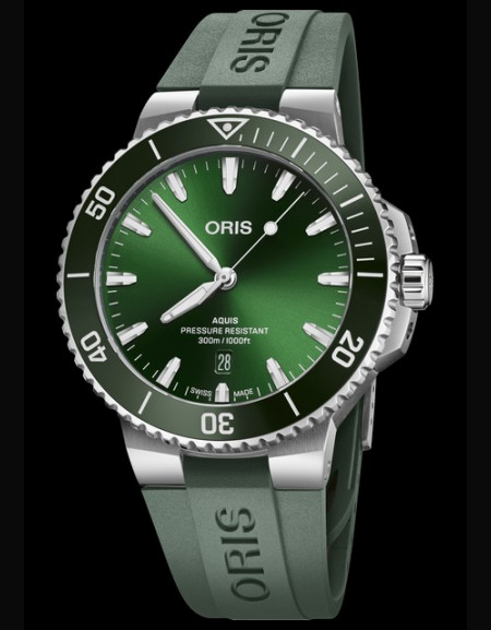 Aquis Date Calibre 400