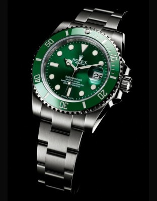 Rolex Submariner Date Hulk 116610LV Dive Watch: Rolex Watch Review 