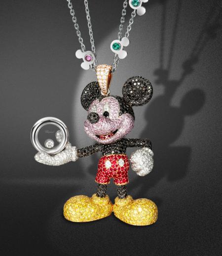 Louis Vuitton Meets Mickey Mouse: A Blend of Luxury and Whimsy