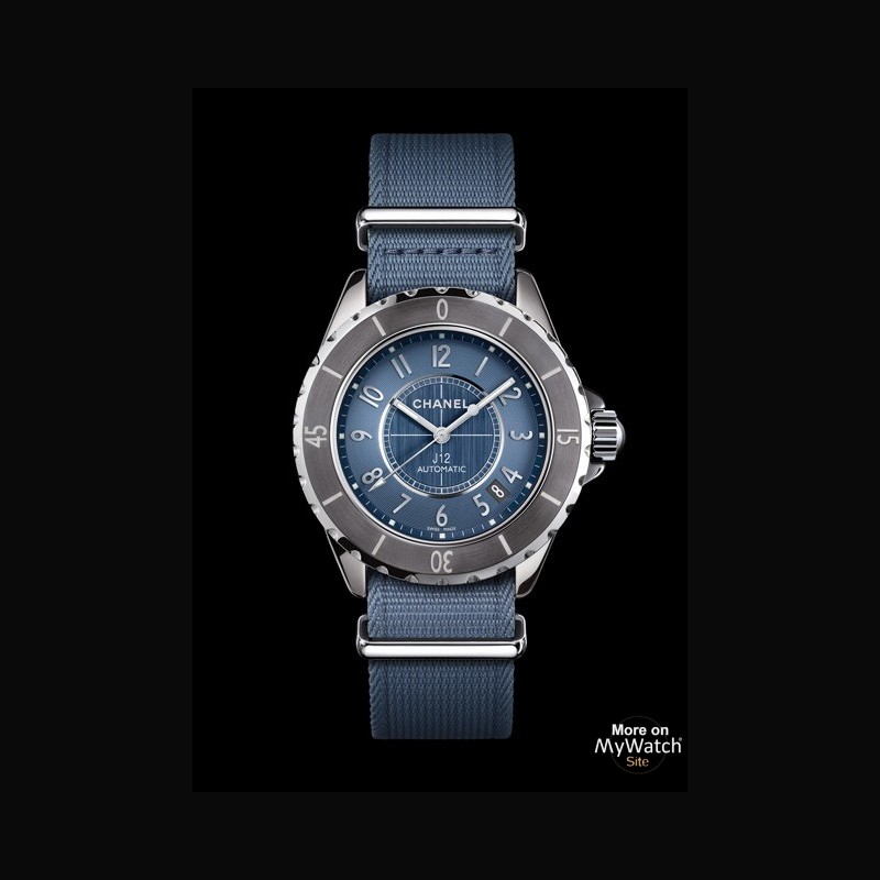 Watch Chanel J12-G.10 Chromatic Bleue | J12 H4338 Titanium Ceramic ...